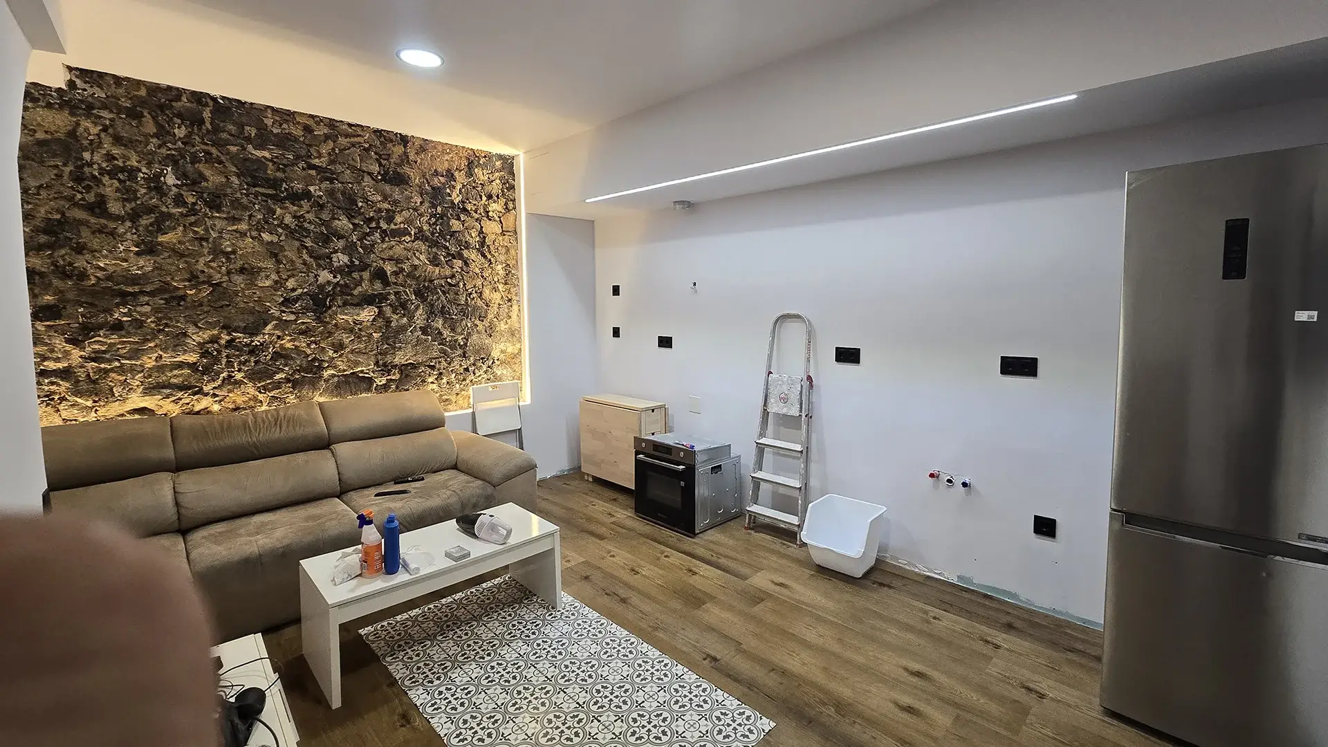 Techo continuo con pladur Techo continuo en yeso laminado